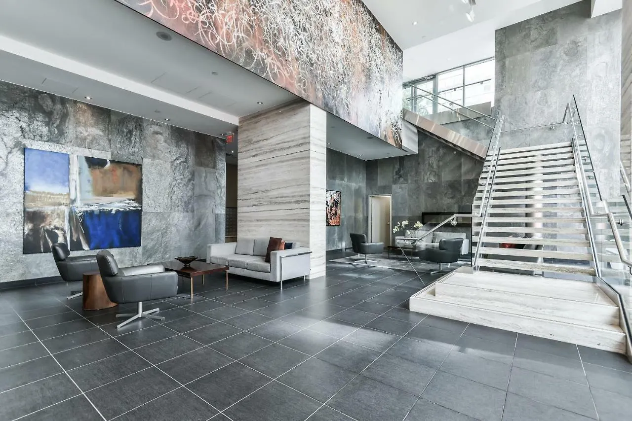 Iceboat Terrace Luxury Condos Toronto Kanada